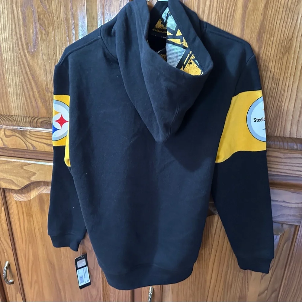 NFL Youth Size 10-12 Pittsburgh Steelers Black and‎ Gold Hoodie NEW Boy/Girl